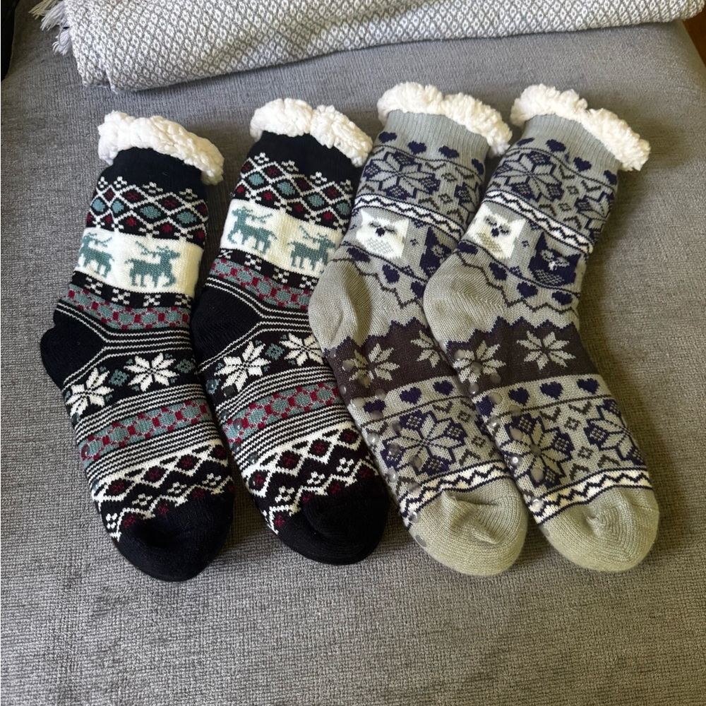 Cozy Winter Patterned Socks - Black and Gray